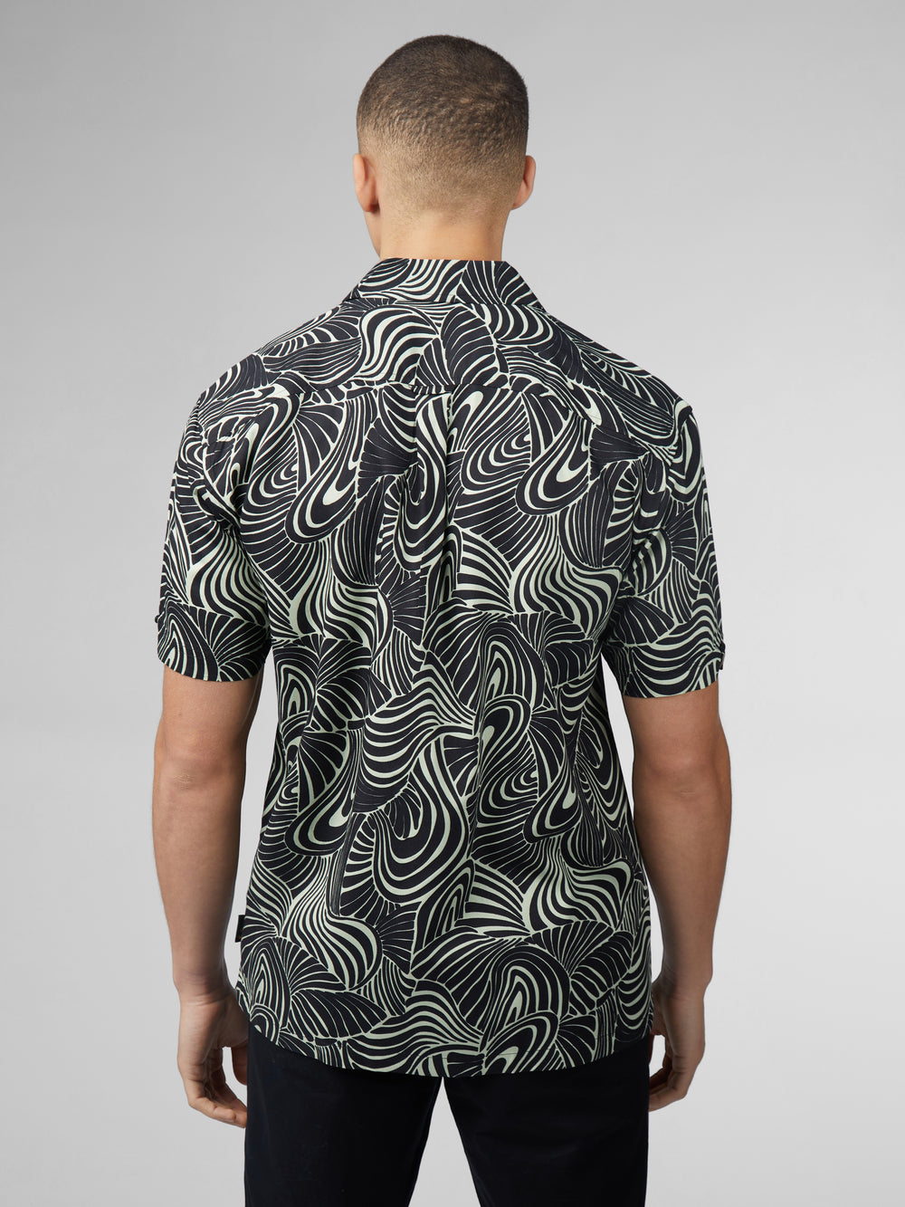 Ben Sherman B by Ben Sherman Psychedelic Swirl Print Ingek Menta | 802-DESALG