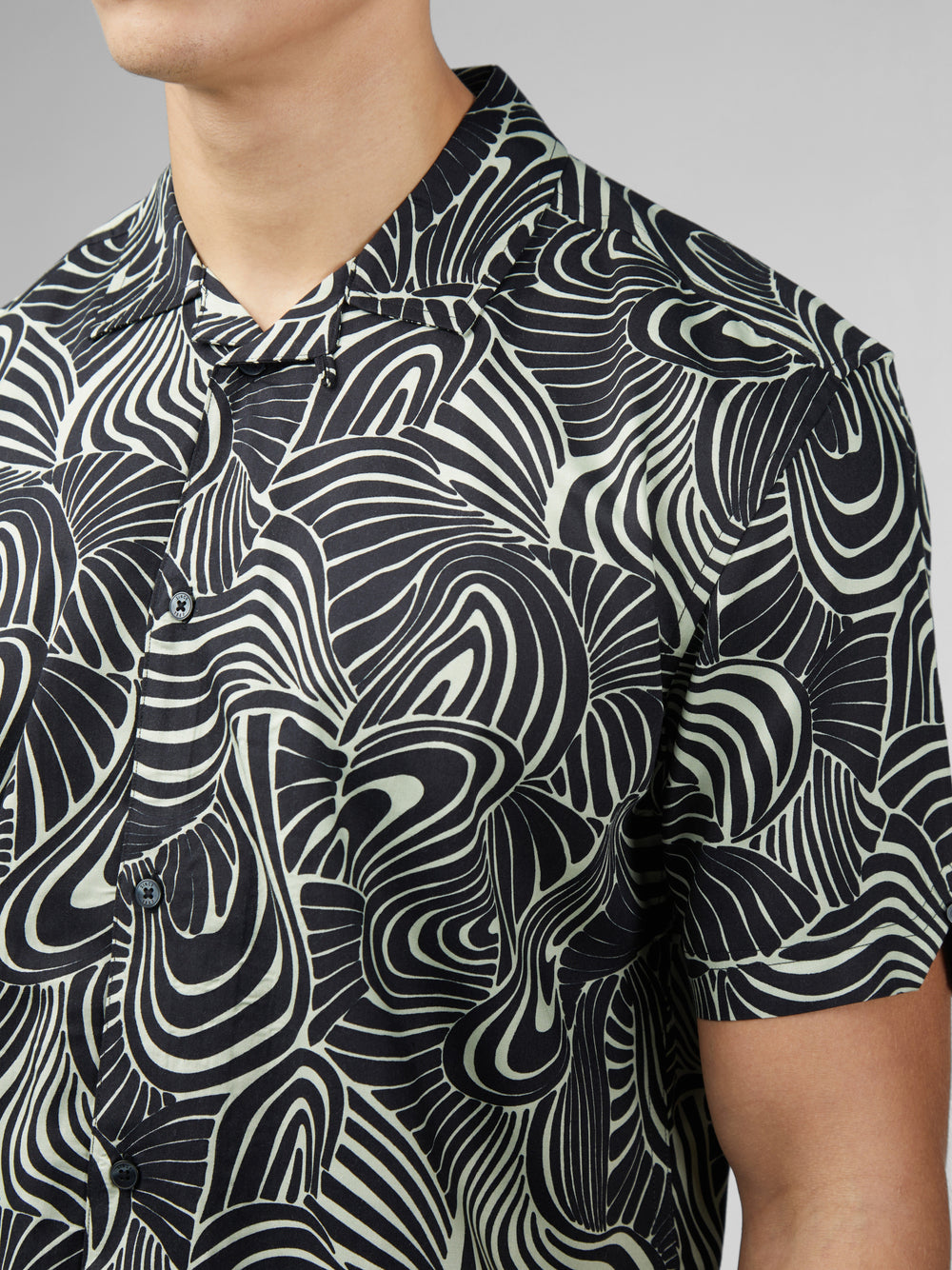 Ben Sherman B by Ben Sherman Psychedelic Swirl Print Ingek Menta | 802-DESALG